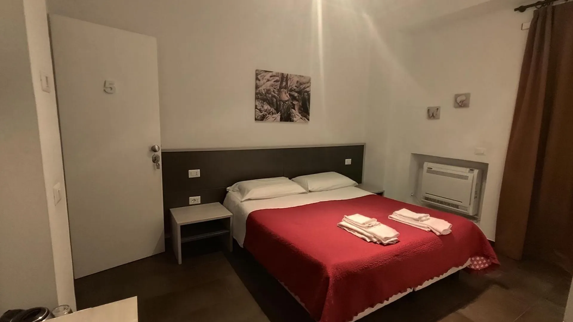 Belvedere Rooms Guest House Rome