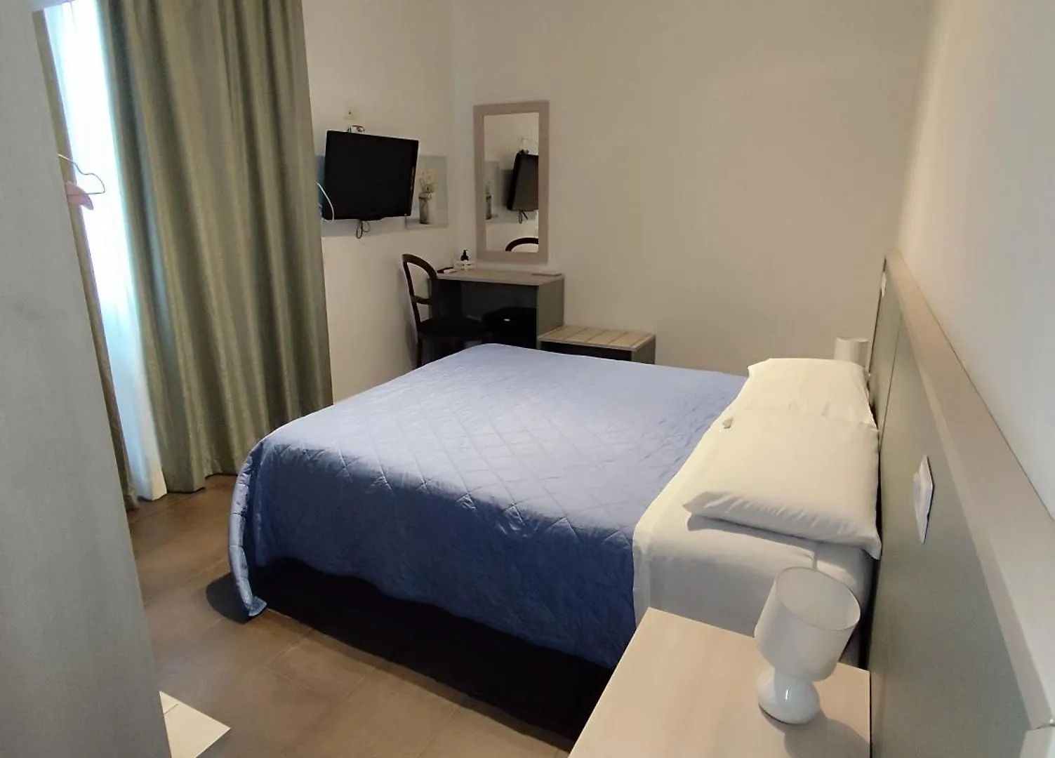 Belvedere Rooms Guest House Rome