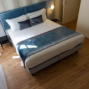 At St. Peter Rooms&apartment Rome